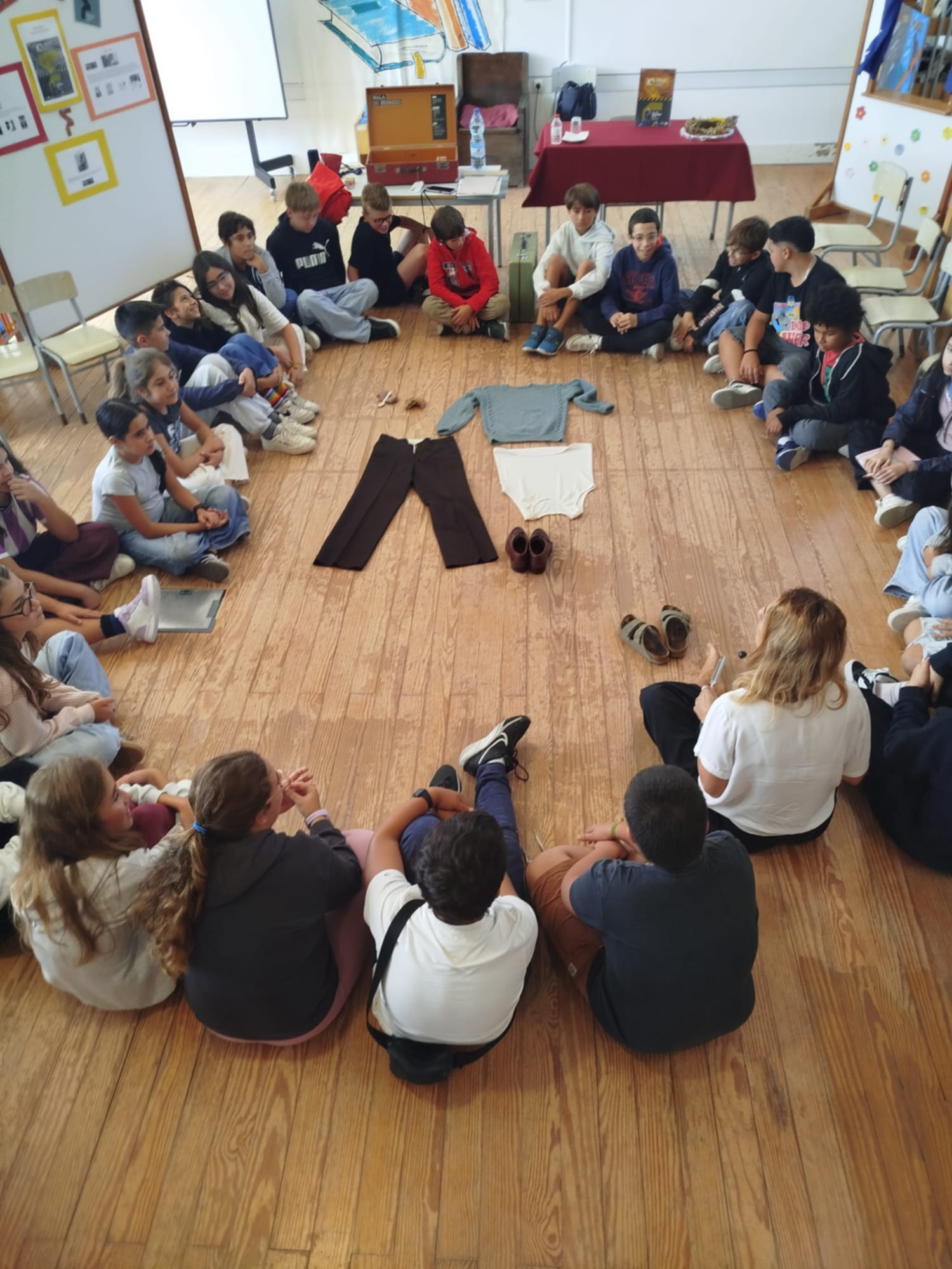 Guardiões e Guardiãs da Memória da Resistência - Fólio Educa