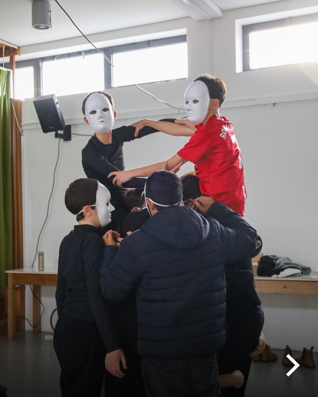 Ensaio Experimental Intensivo de Teatro Físico