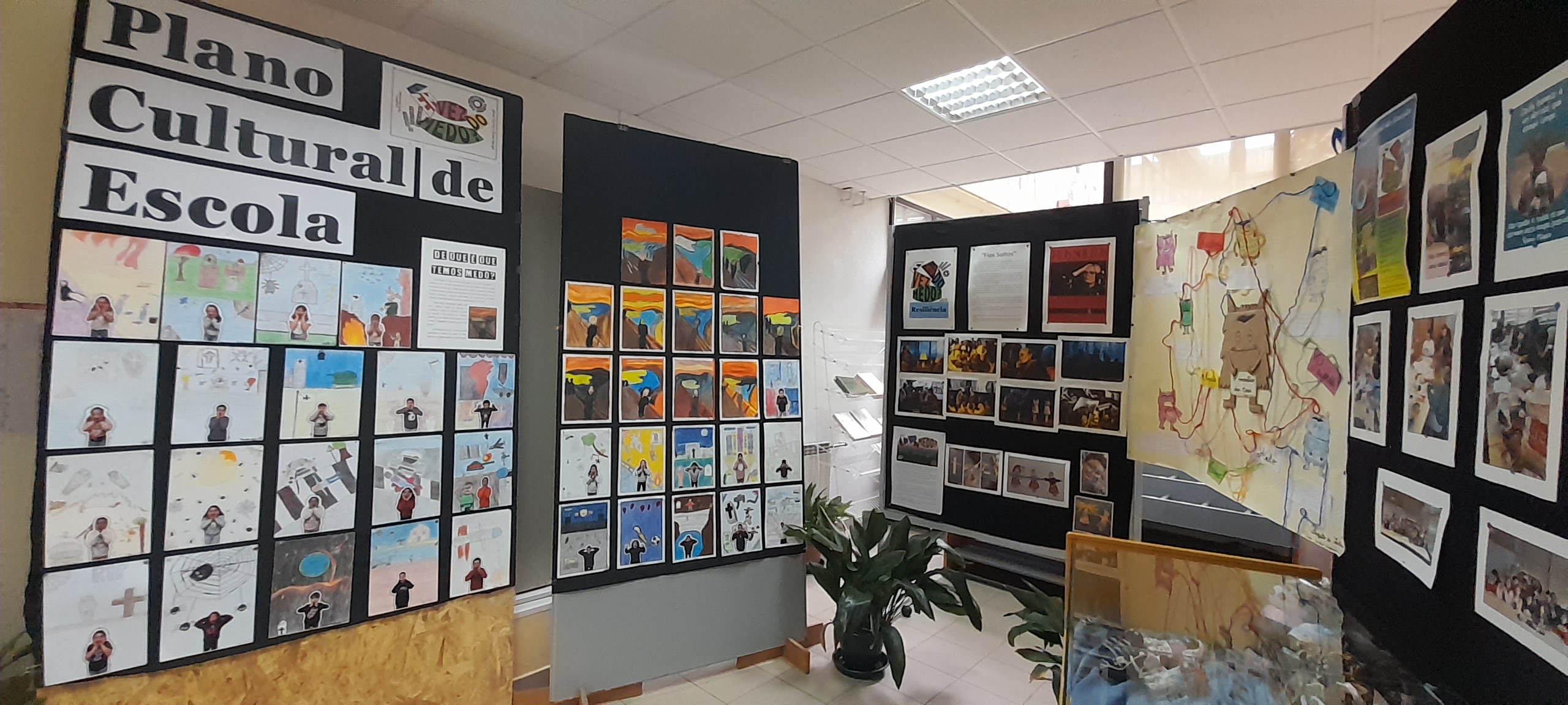 Exposição de trabalhos do PCE "E em vez do Medo?"